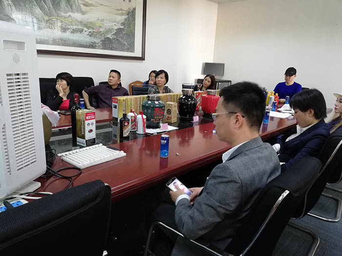 深圳康源佳王军率众赴东莞真善堂健康养生会所商谈合作事宜